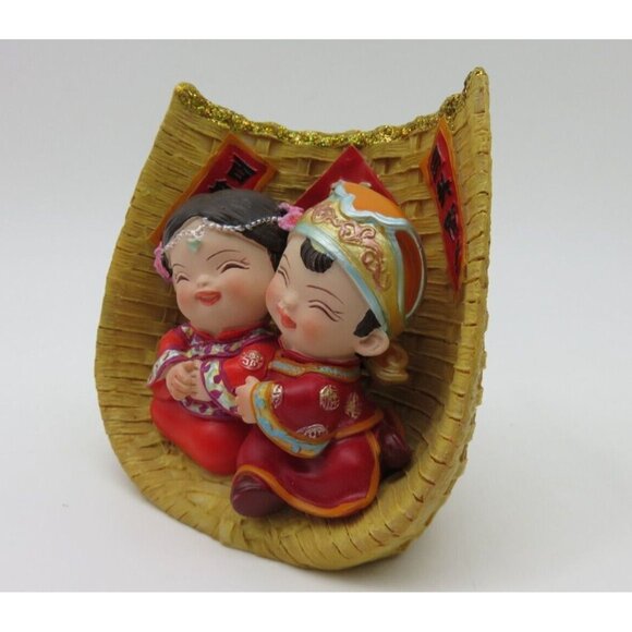 Chinese Wedding Couple Figurine In Traditional Attire With Gold Coloured Base - Picture 7 of 10